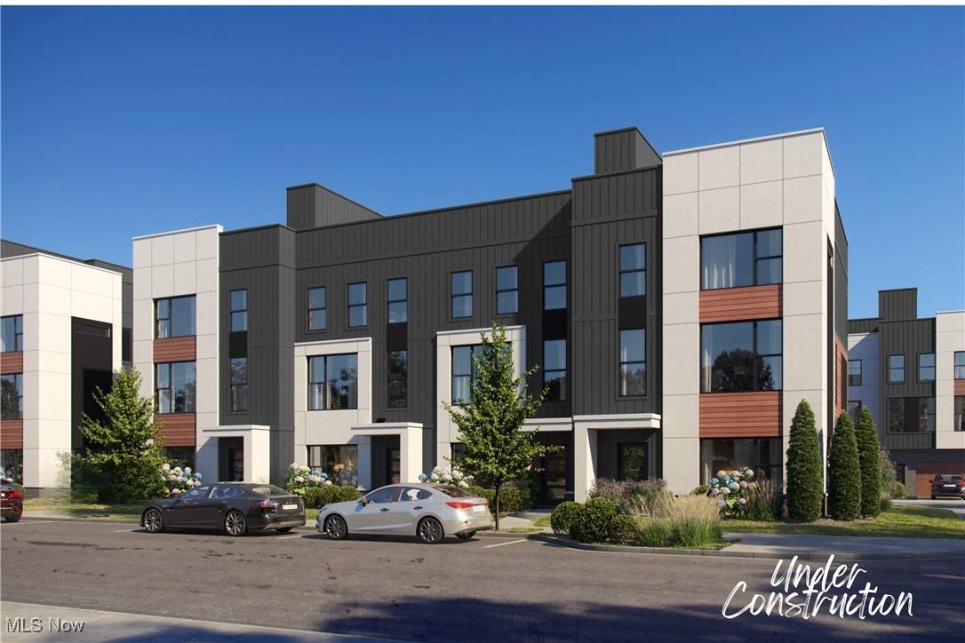 Cuyahoga Falls, OH 44221,1734 Front ST #34