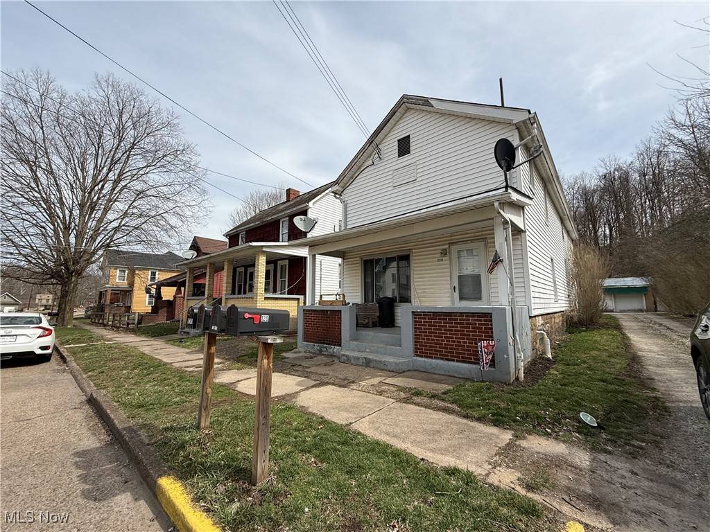 Adena, OH 43901,112 & 120 Hanna AVE