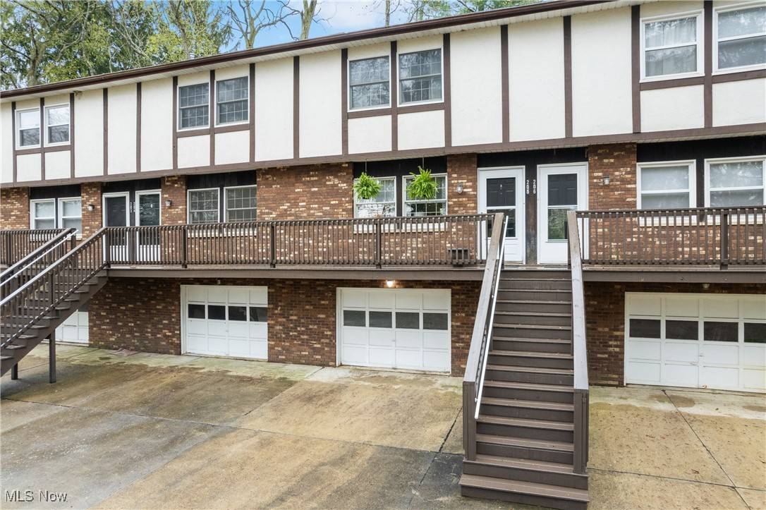 Wooster, OH 44691,2500 Cleveland RD #205