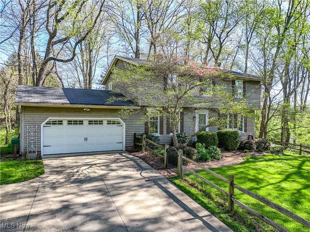 Uniontown, OH 44685,1481 Limonis ST NW