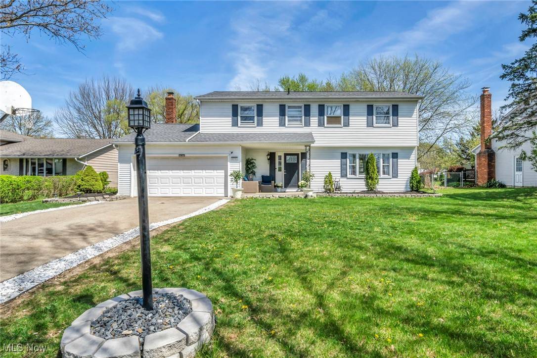 Strongsville, OH 44149,8381 Lorraine DR