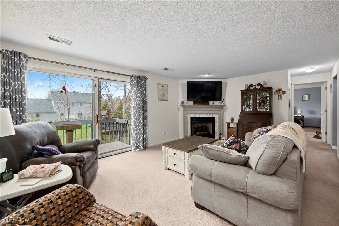 Lorain, OH 44053,6227 Hidden Creek DR #229