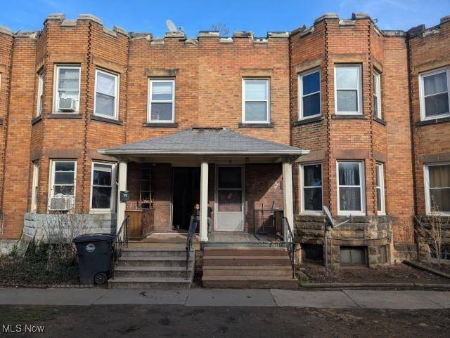 Cleveland, OH 44102,9407 Detroit AVE #6