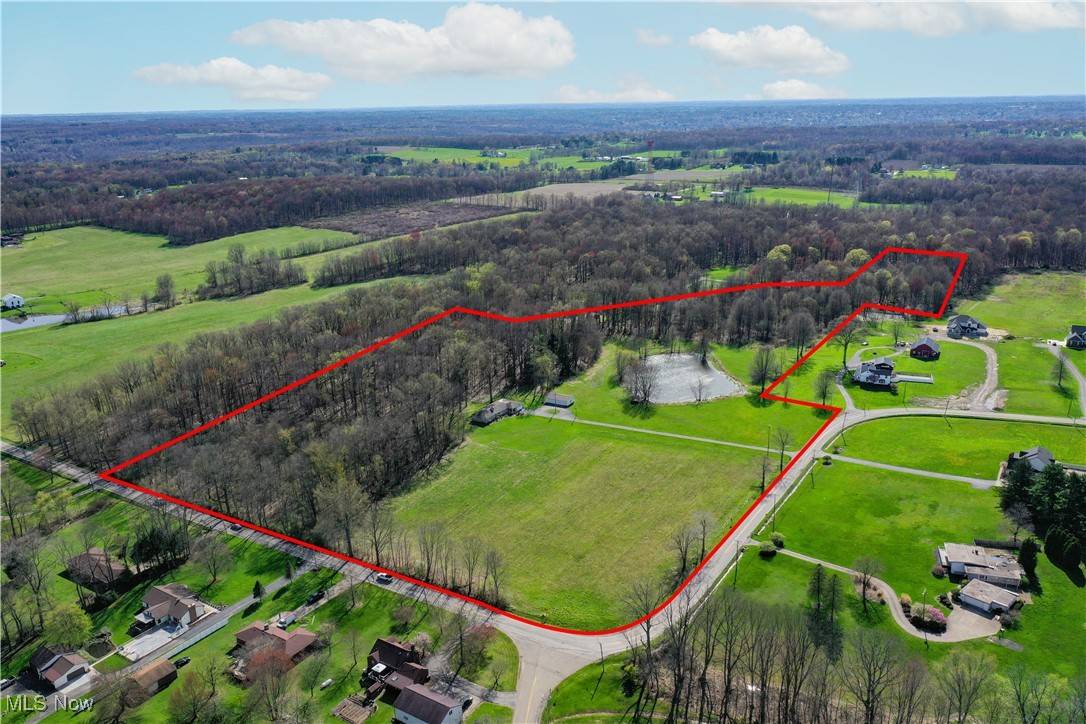 Lowellville, OH 44436,1212 Bedford RD