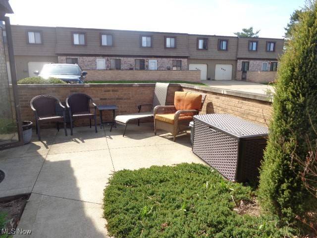 Broadview Heights, OH 44147,753 Tollis Pkwy #14-08
