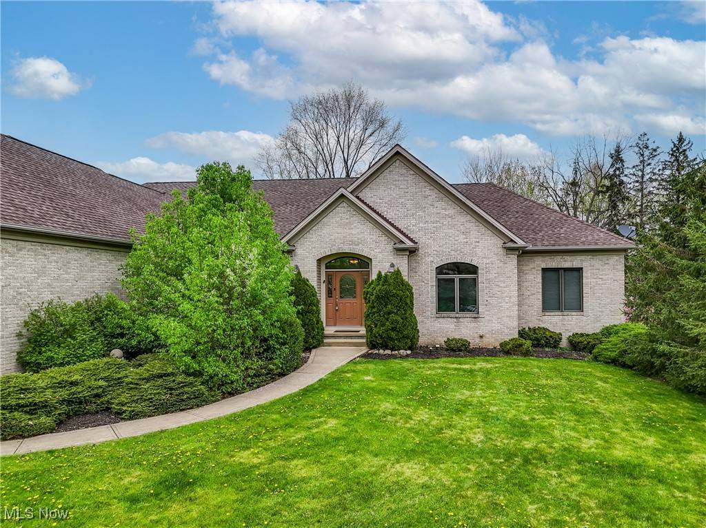 North Royalton, OH 44133,12750 Clearbrook OVAL