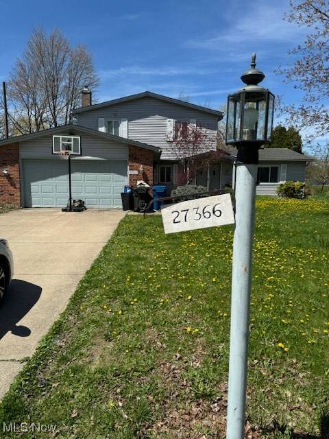 North Olmsted, OH 44070,27366 Nantucket DR