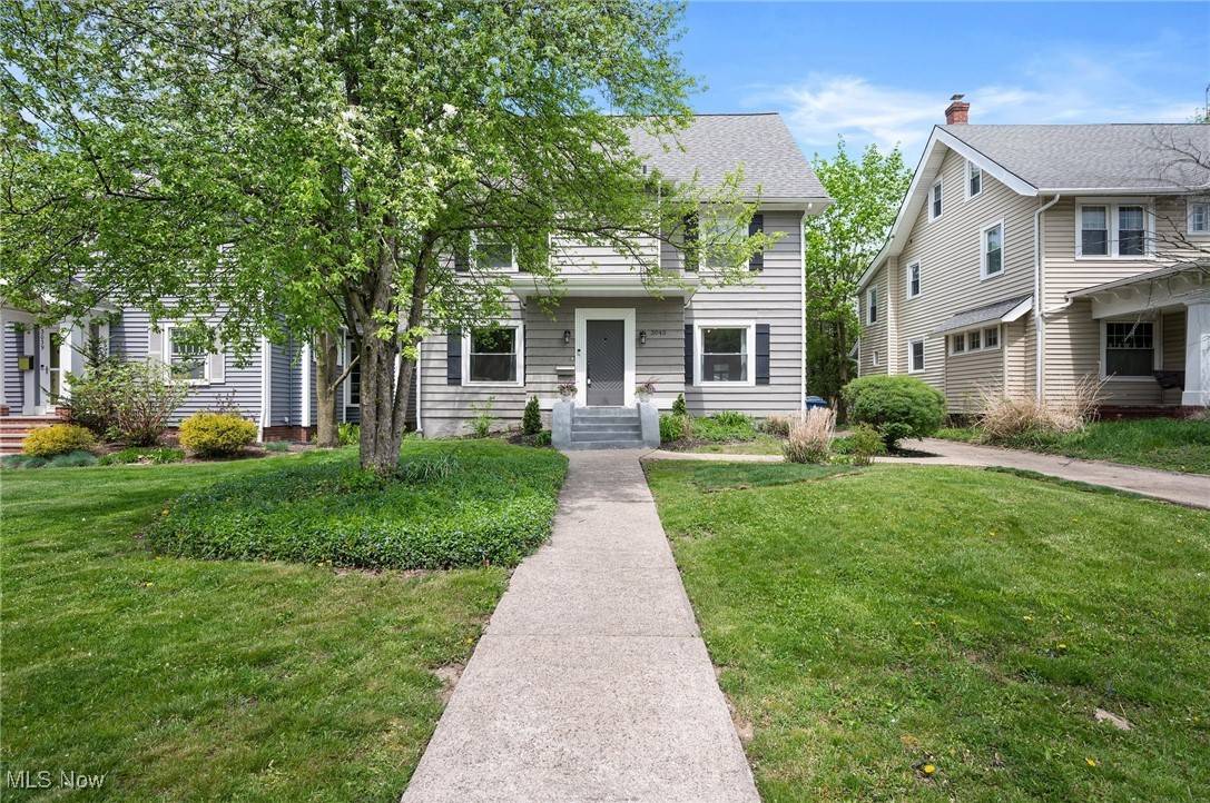 Cleveland Heights, OH 44118,3045 Scarborough RD