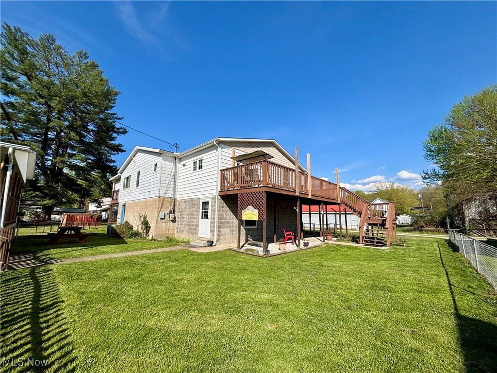 New Martinsville, WV 26155,153 1/2 DUNLAP ST