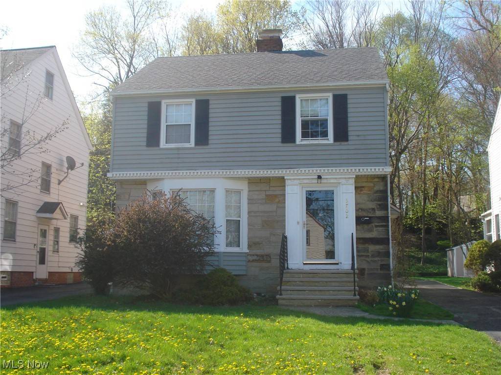 Cleveland Heights, OH 44121,3702 Woodridge RD