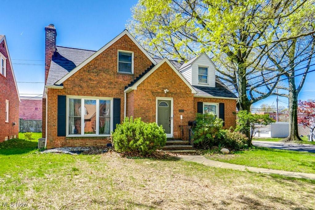 South Euclid, OH 44118,3860 Colony RD