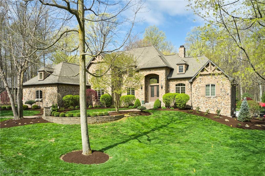 Sharon, OH 44281,5645 Appian WAY