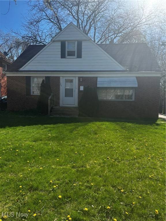 Euclid, OH 44117,1765 E 238th ST