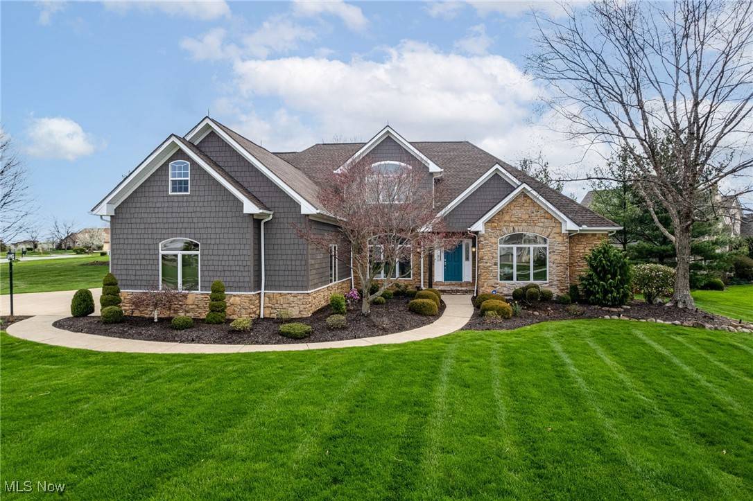 Medina, OH 44256,6305 Highland Green DR