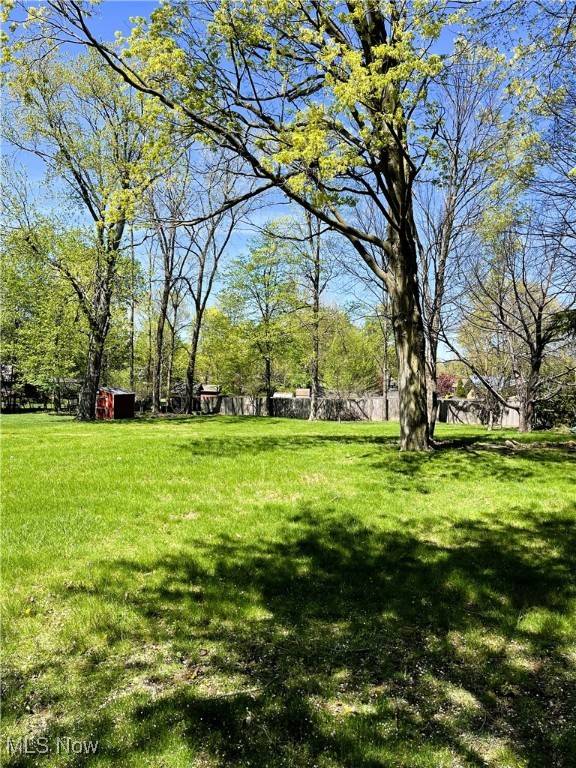 North Olmsted, OH 44070,28456 Alden DR