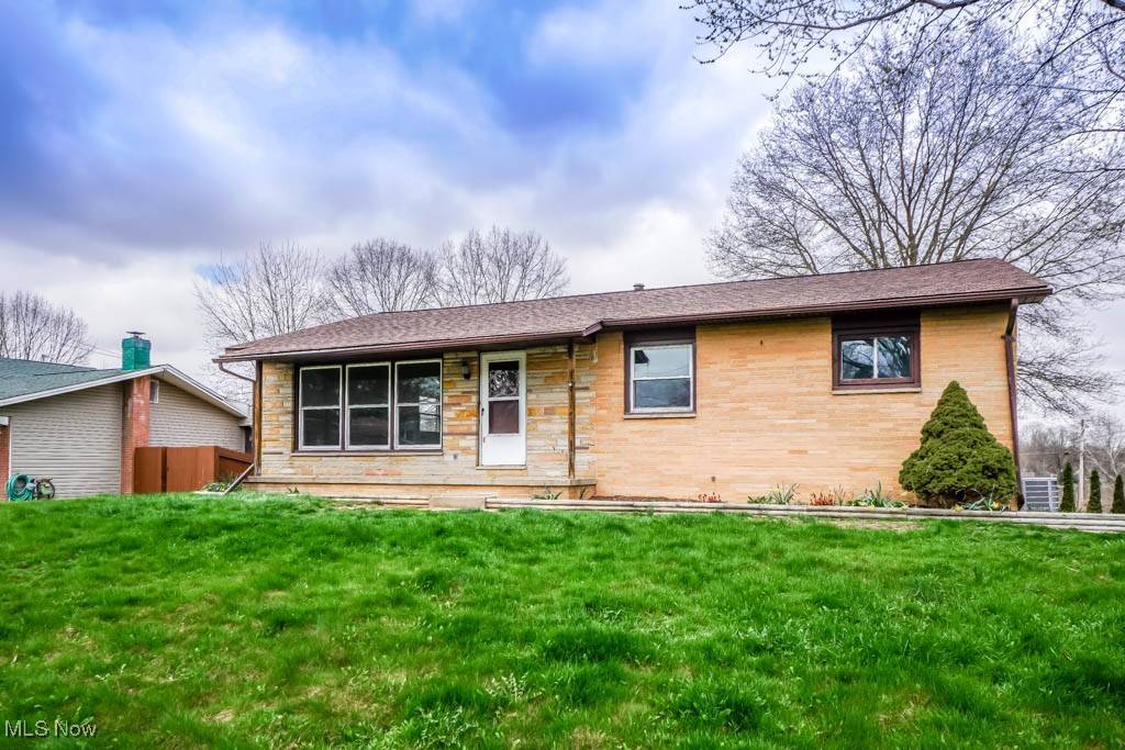 Canal Fulton, OH 44614,552 Dan AVE