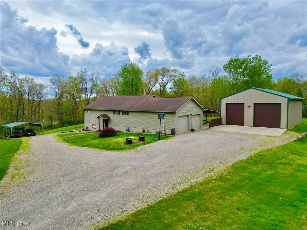 Roseville, OH 43777,8175 Gills Hollow RD