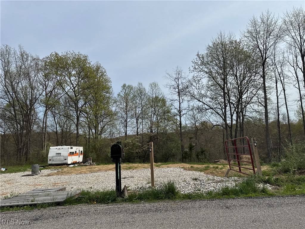 Patriot, OH 45658,186 Crews RD