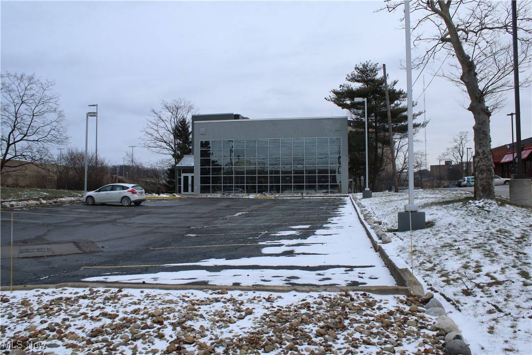 Parma, OH 44129,6731 Ridge (7,000 sq ft)