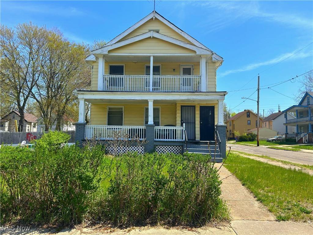 Cleveland, OH 44108,693 E 130th ST
