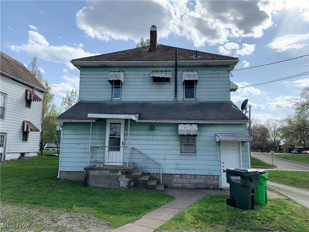 Dover, OH 44622,909 N Tuscarawas AVE