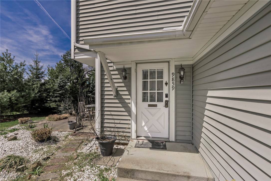 North Royalton, OH 44113,9859 Independence DR