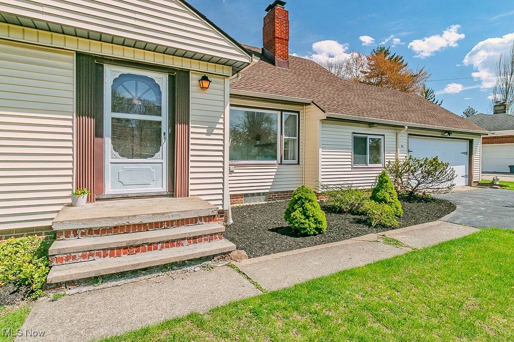 Richmond Heights, OH 44143,403 Douglas BLVD