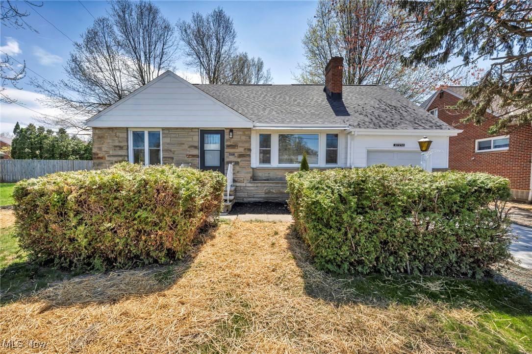 Euclid, OH 44132,27540 Parkwood AVE