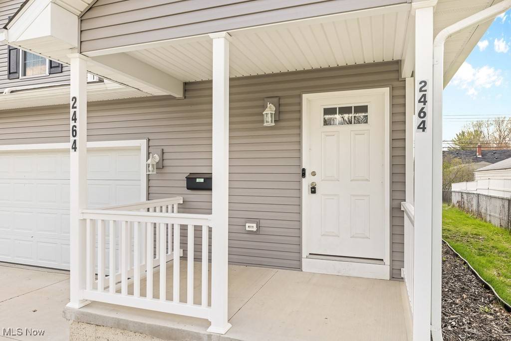 Cuyahoga Falls, OH 44223,2464 23rd ST