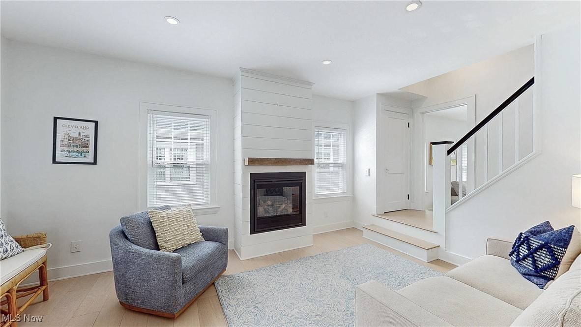 Chagrin Falls, OH 44022,110 May CT