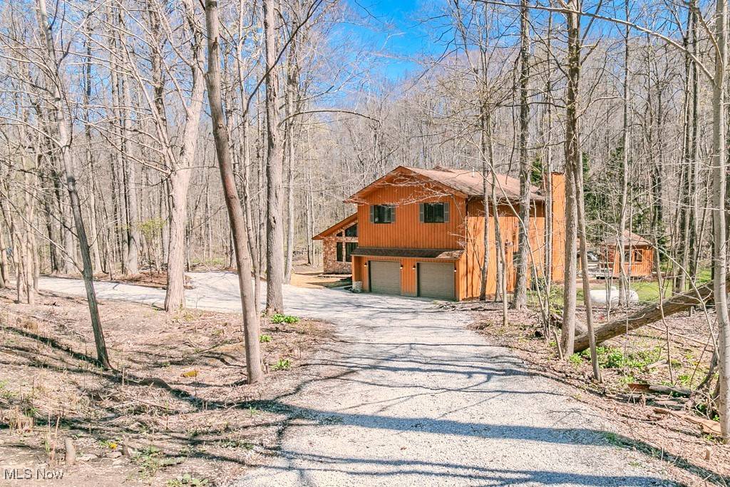 Chesterland, OH 44026,11191 Winding Brook LN