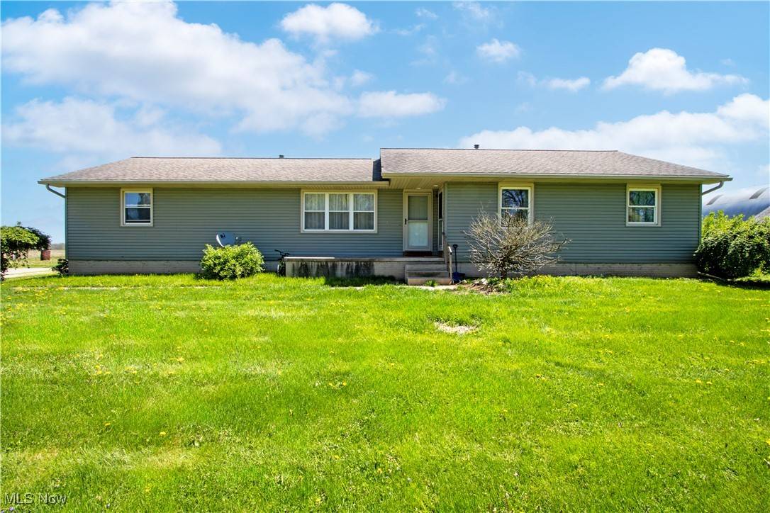Creston, OH 44217,13343/13345 Cleveland RD