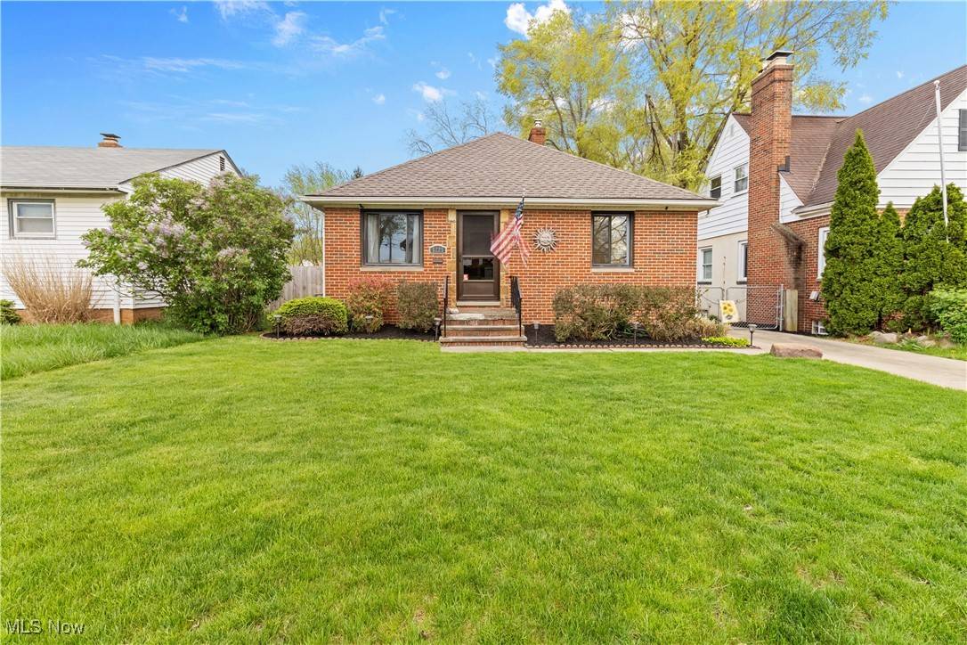 Parma, OH 44134,5225 Roseside DR