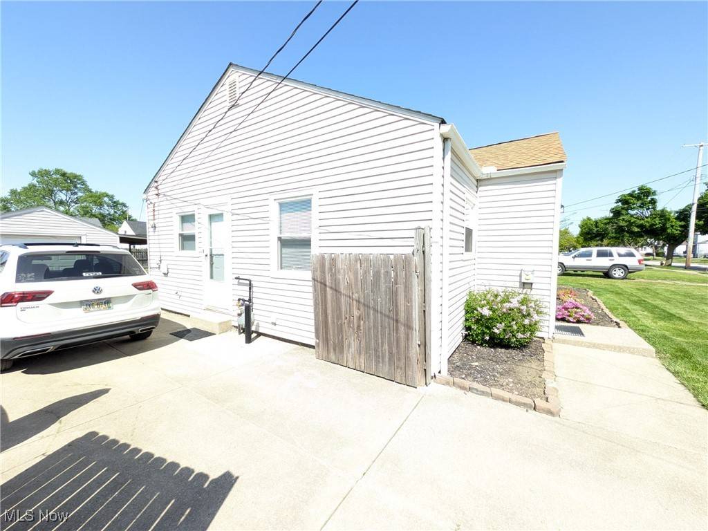 Brooklyn, OH 44144,6706 Vandalia AVE