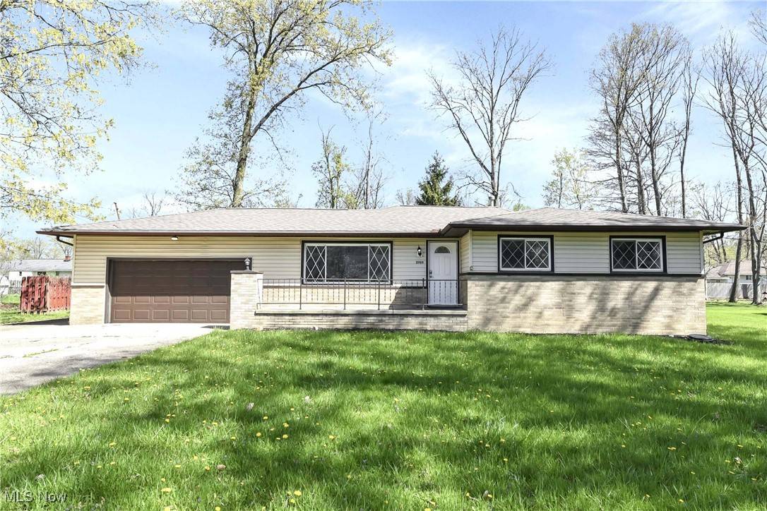Brunswick, OH 44212,3909 Miller DR