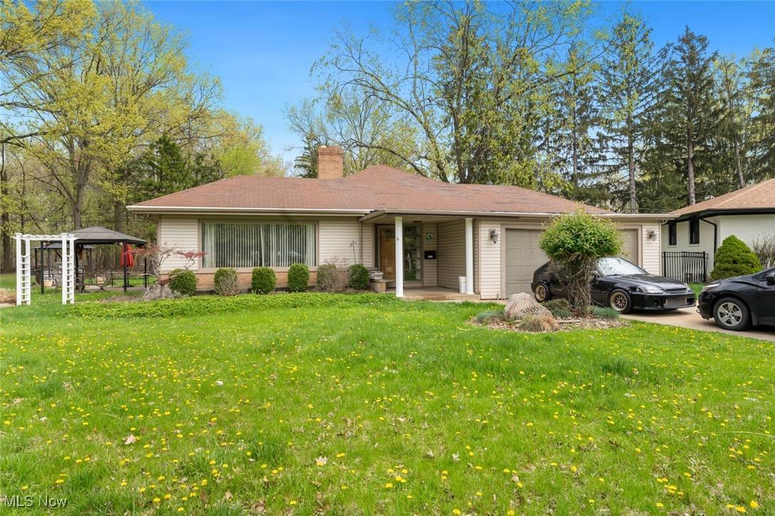 Cleveland, OH 44144,3992 W 63rd ST