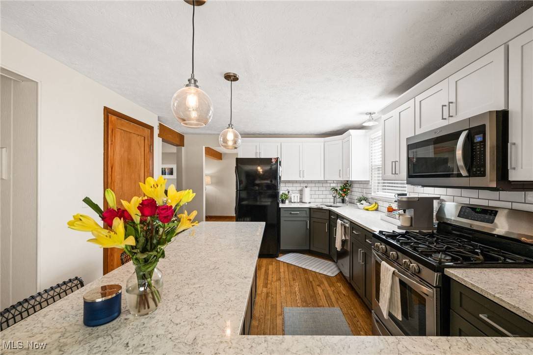 Strongsville, OH 44149,8376 Bernice DR