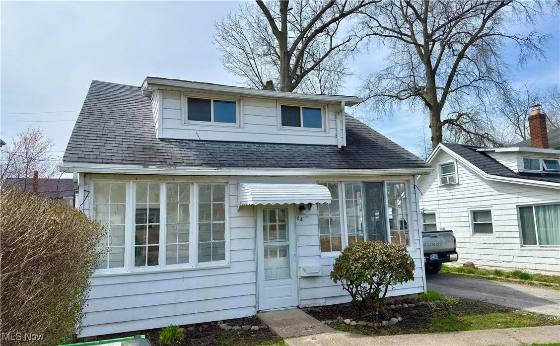 Euclid, OH 44123,54 E 220th ST E