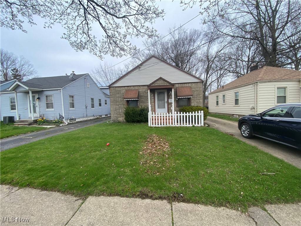 Akron, OH 44306,687 E Archwood AVE