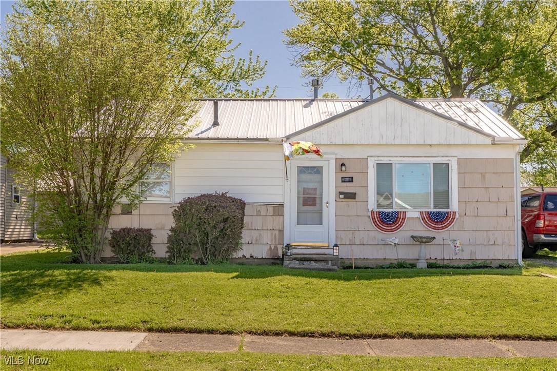 Canton, OH 44705,2414 Endrow AVE NE