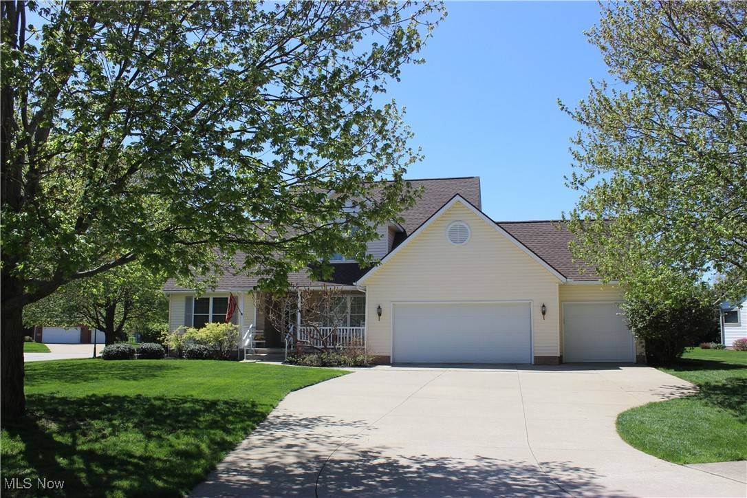 North Canton, OH 44720,1892 Cheswold CIR NE