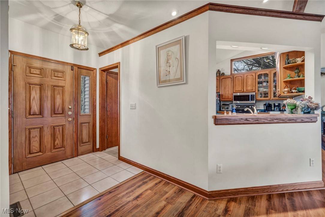 Conneaut, OH 44030,1126 Lake RD