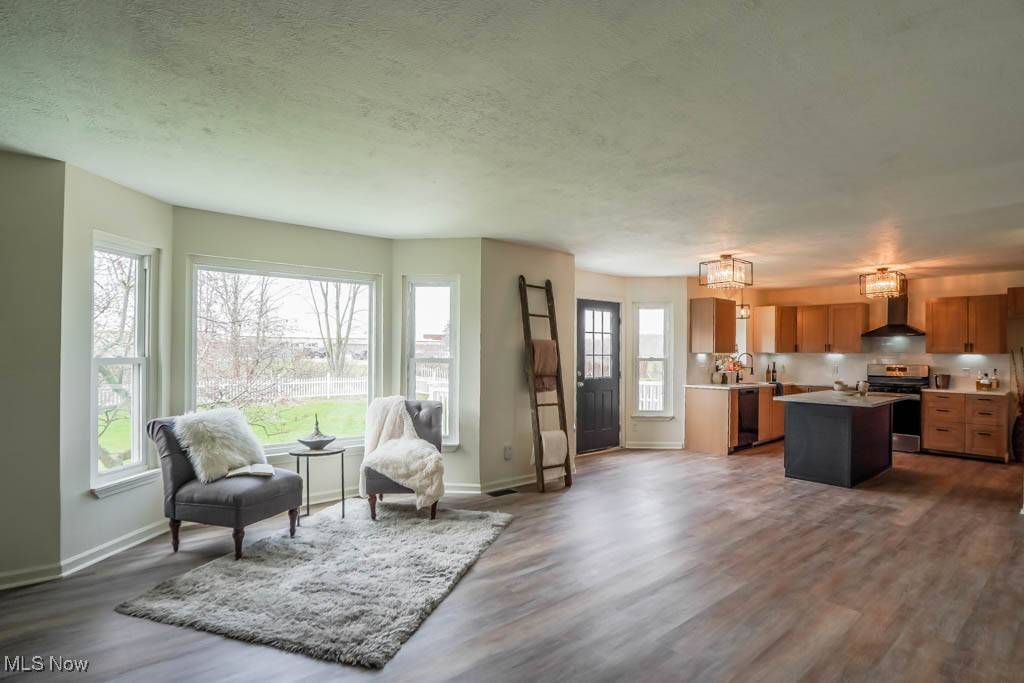 Medina, OH 44256,885 Norwegian Wood DR