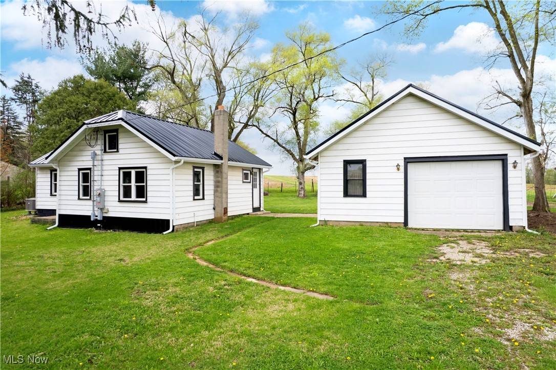 Marshallville, OH 44645,11192 Akron RD