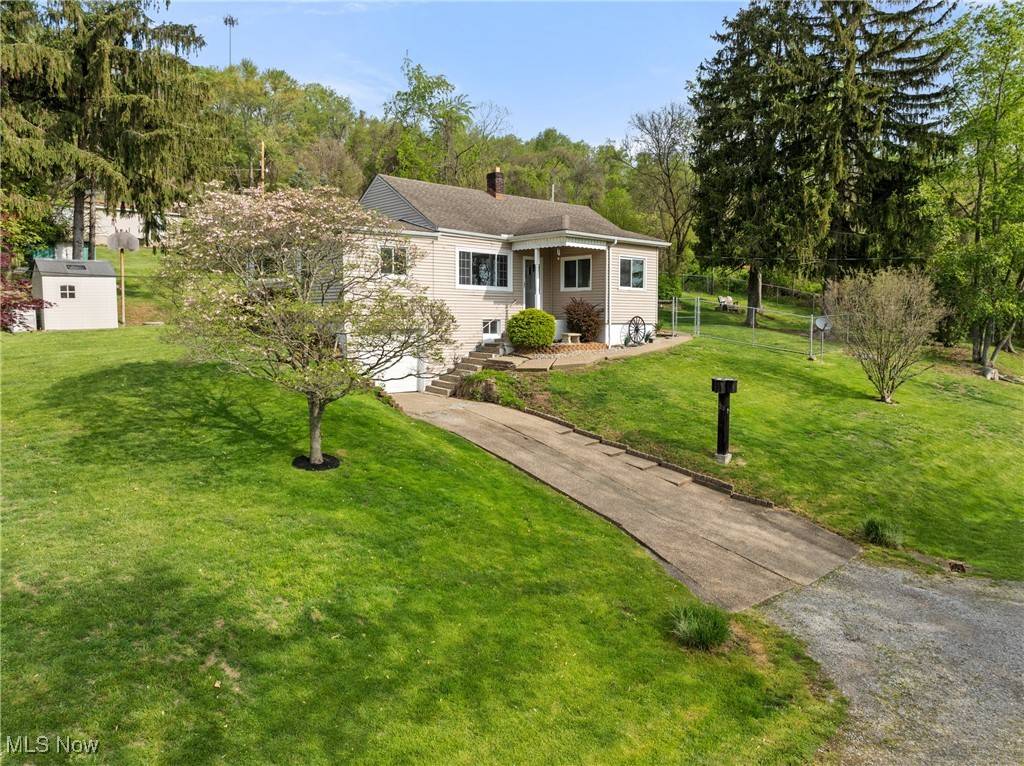 Rayland, OH 43943,23 Walnut ST