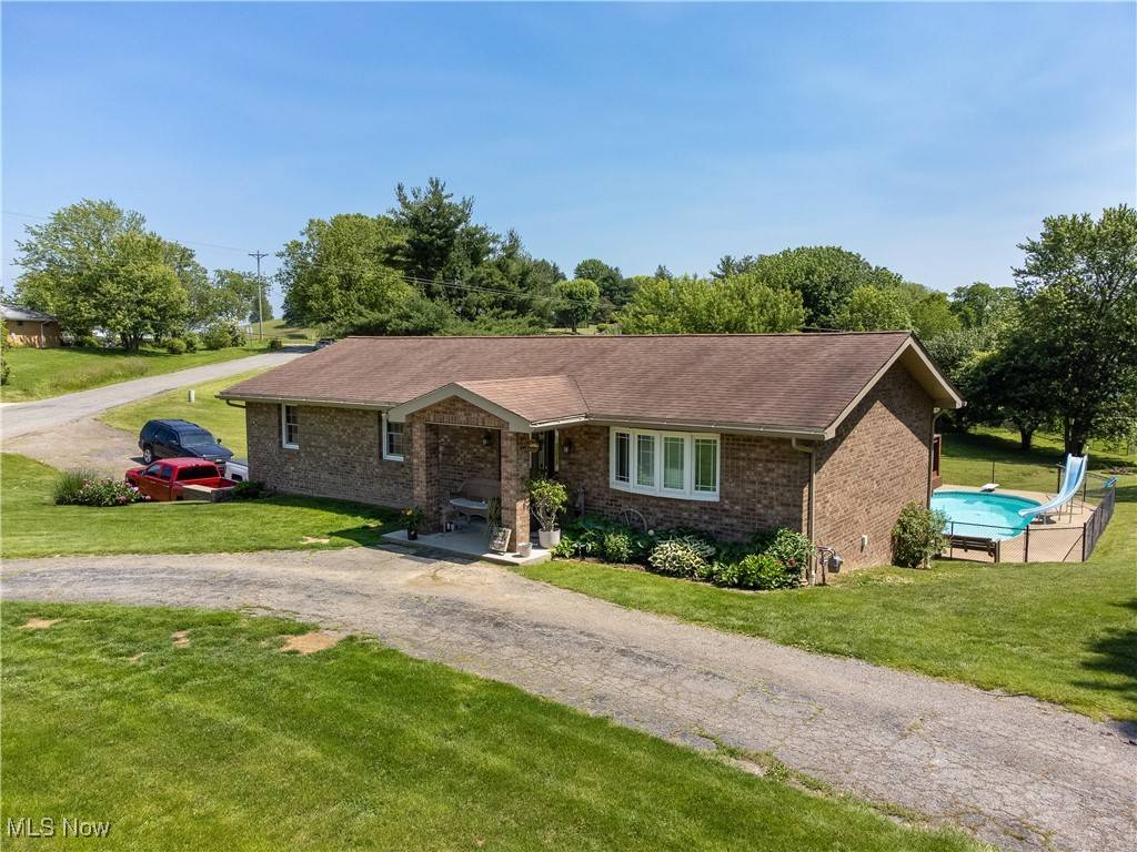 St. Clairsville, OH 43950,48458 Greenbrier DR