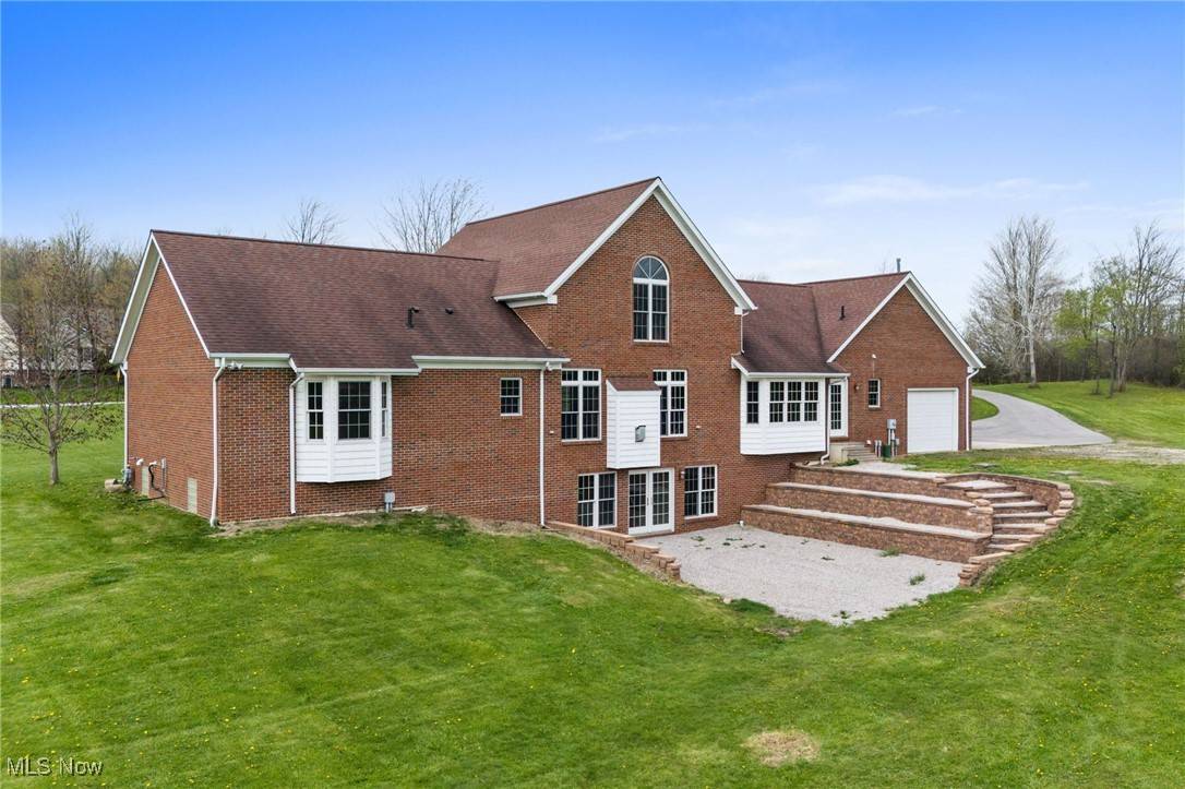 Chardon, OH 44024,10085 Locust Grove DR