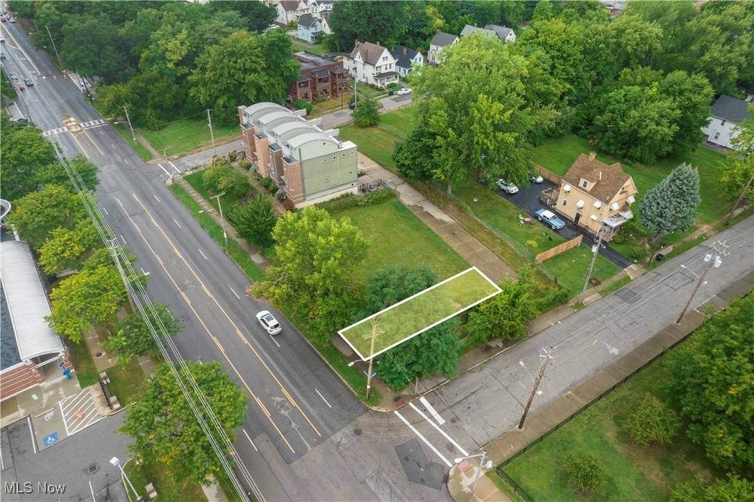 Cleveland, OH 44106,10217 Superior AVE