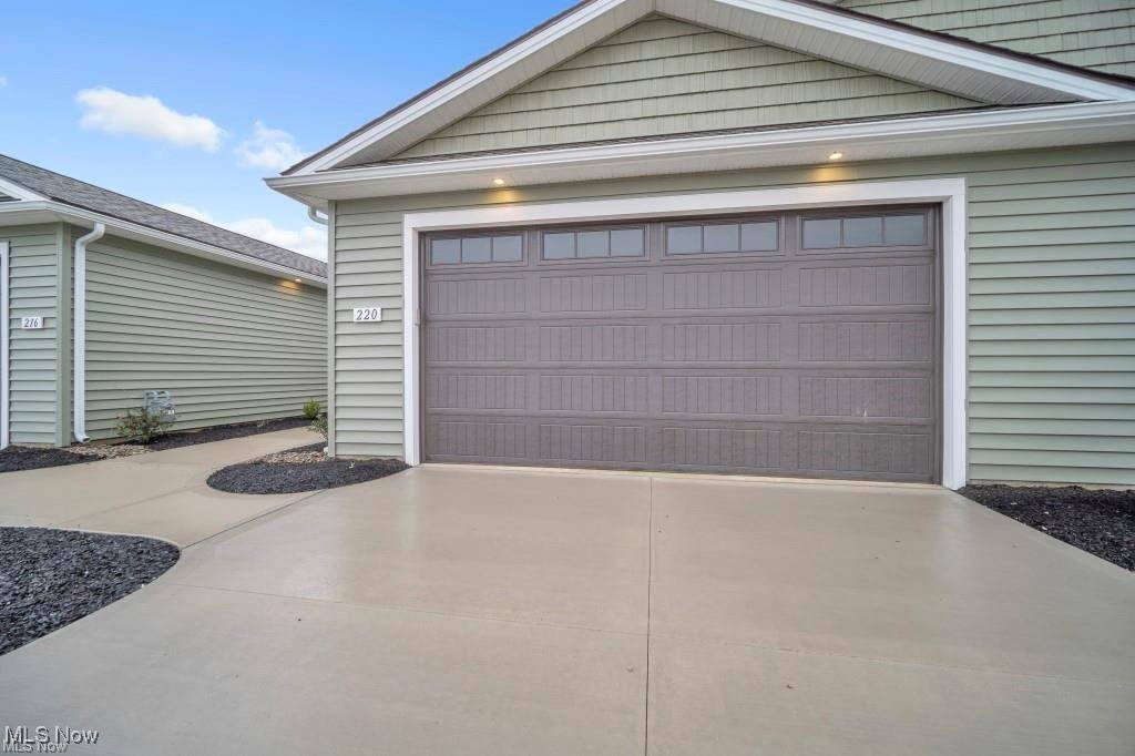Elyria, OH 44035,224 Alexander DR