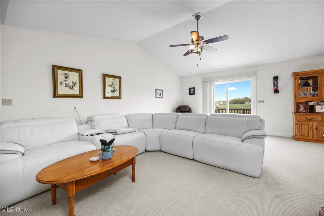 Vermilion, OH 44089,608 Chardonnay CIR